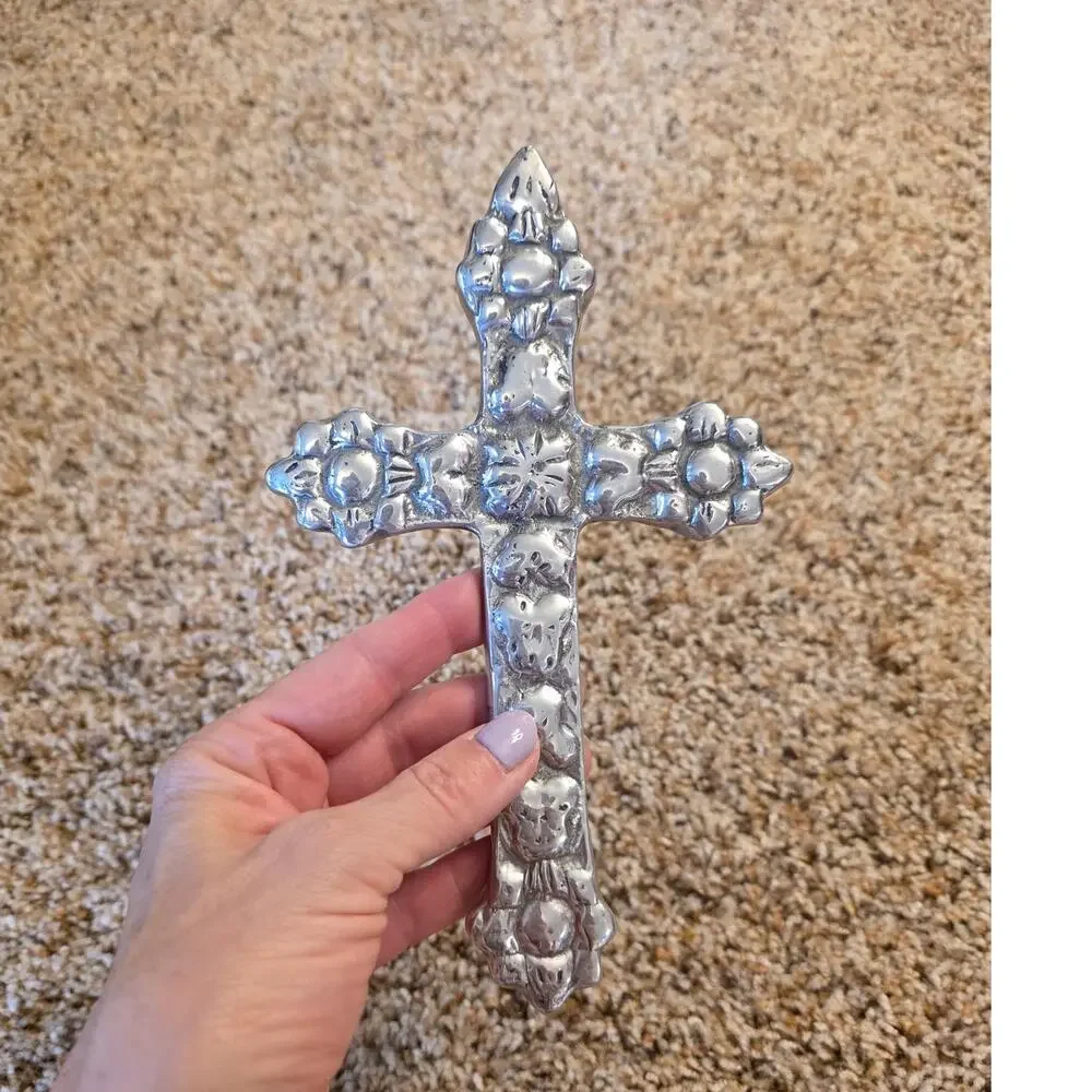 Sand Cast Polished Aluminum Arrow Wall Cross Silver Metal Mexican Pewter